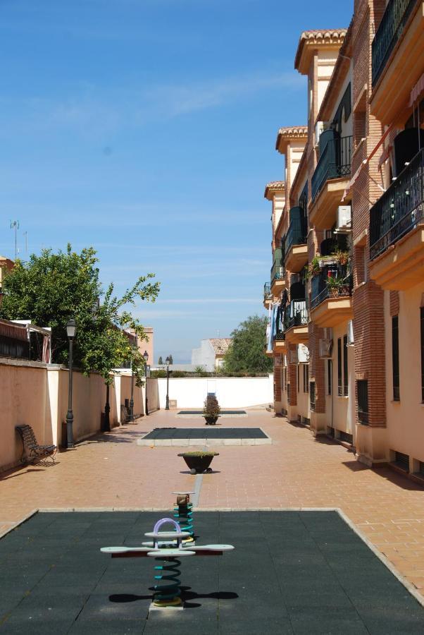 Granada A Un Paso, Parking Gratis Apartment Hijar  Bagian luar foto